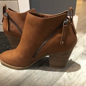 Size 10 brown booties